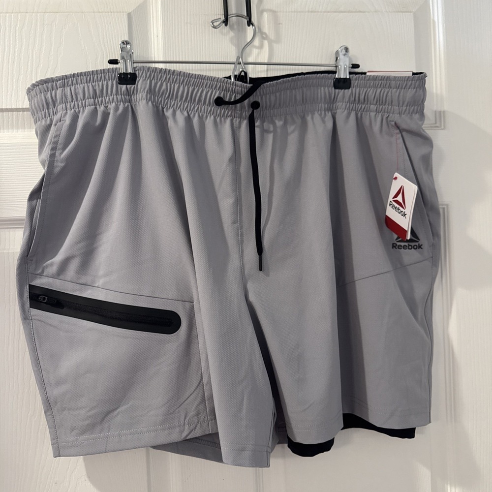 NEW Reebok Mens 3XL Gray Power Up 2-In-1 Woven Short (6" Inner, 9" Outer Inseam)